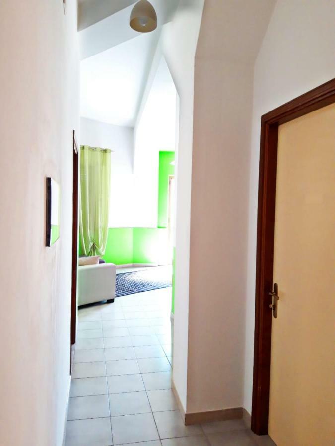 Red House Villa Cabras Exterior photo